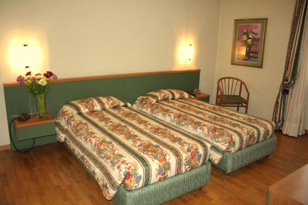 Hotel Gambara Szoba fotó