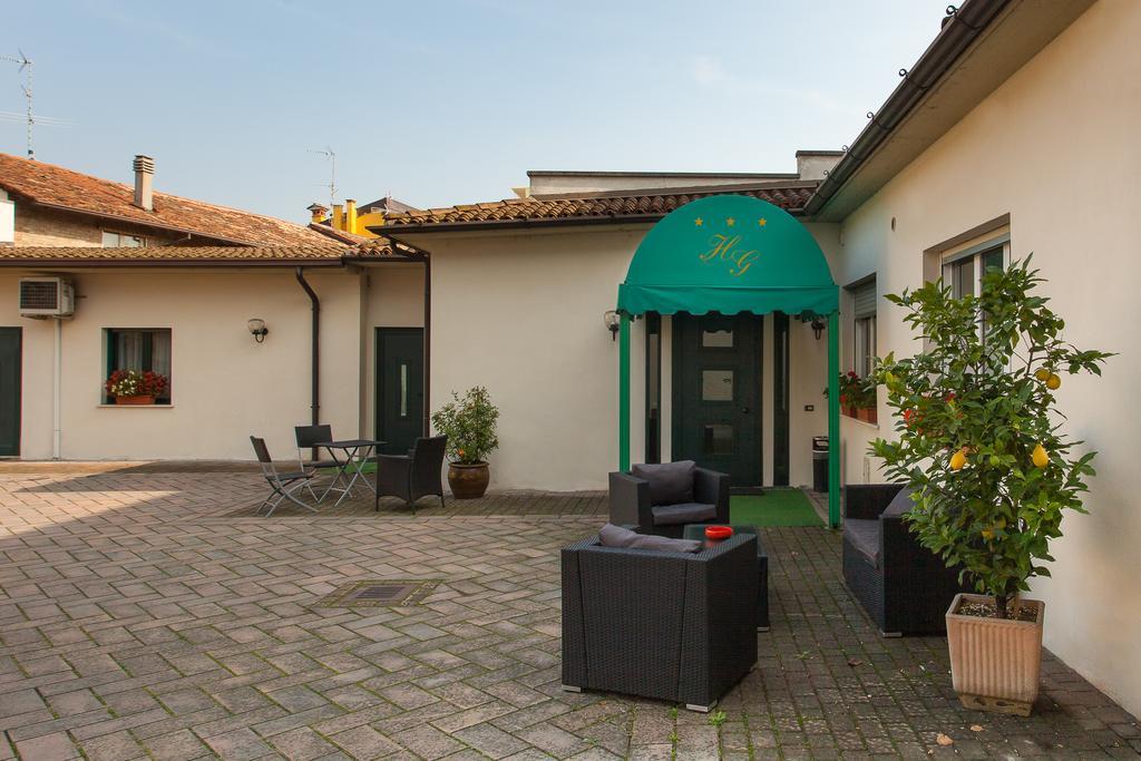 Hotel Gambara Kültér fotó