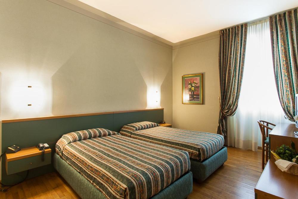 Hotel Gambara Kültér fotó