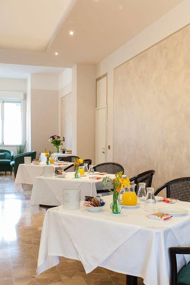 Hotel Gambara Kültér fotó